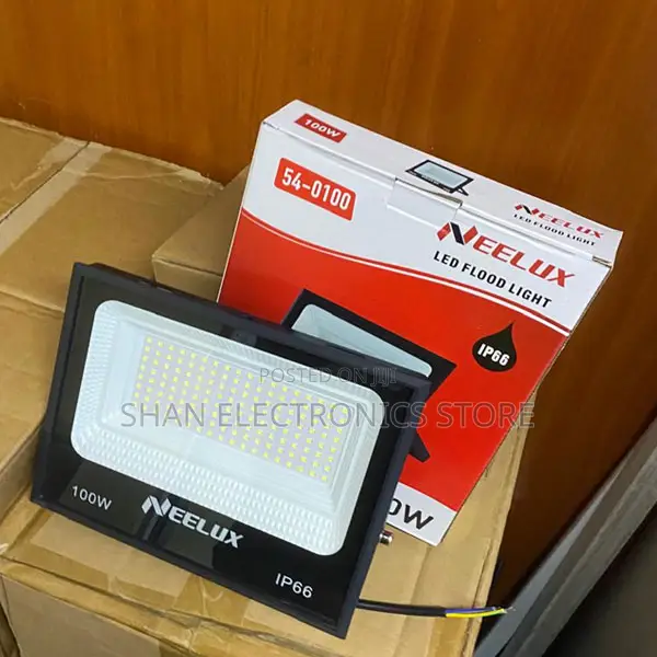 Stylish Long Lifespan Super Bright Security 100W LED Flood Light