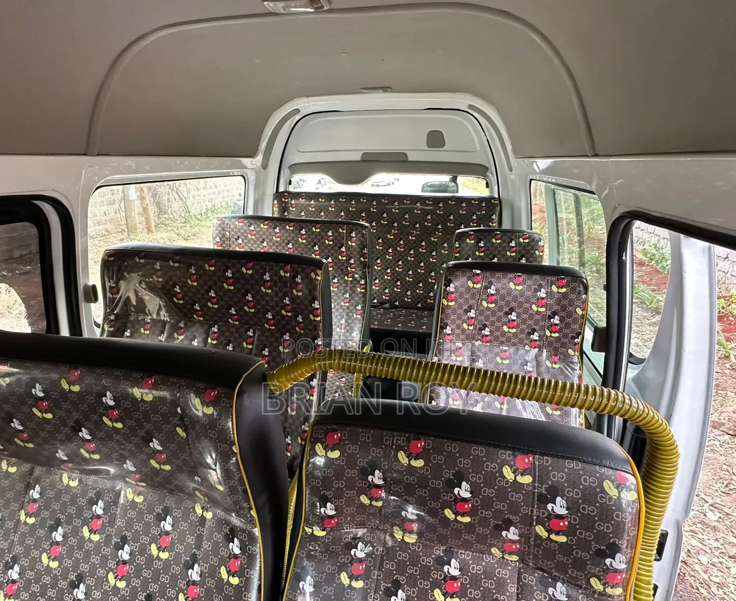 Toyota HiAce 2016 White