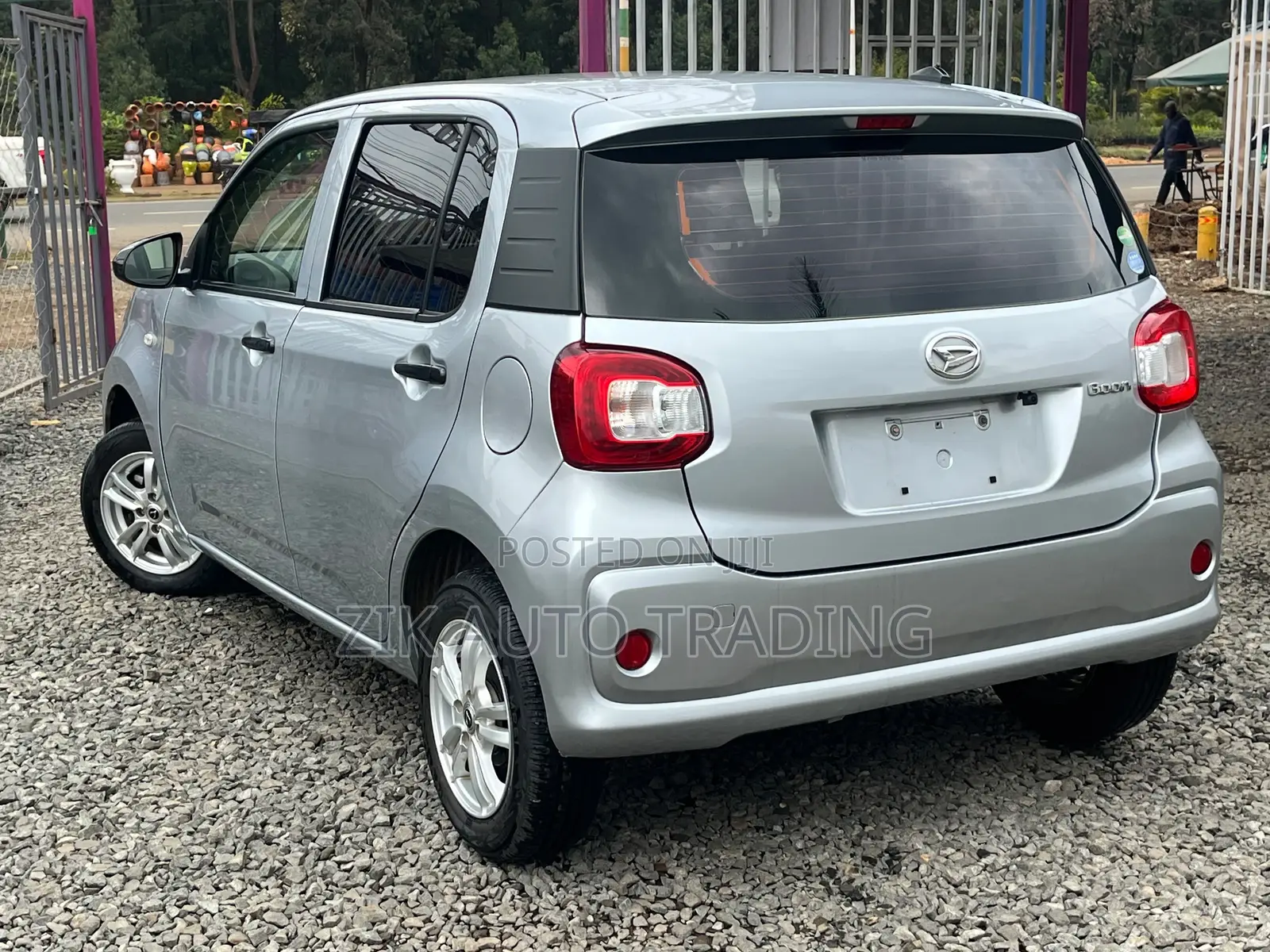 Daihatsu Boon 2018 Silver