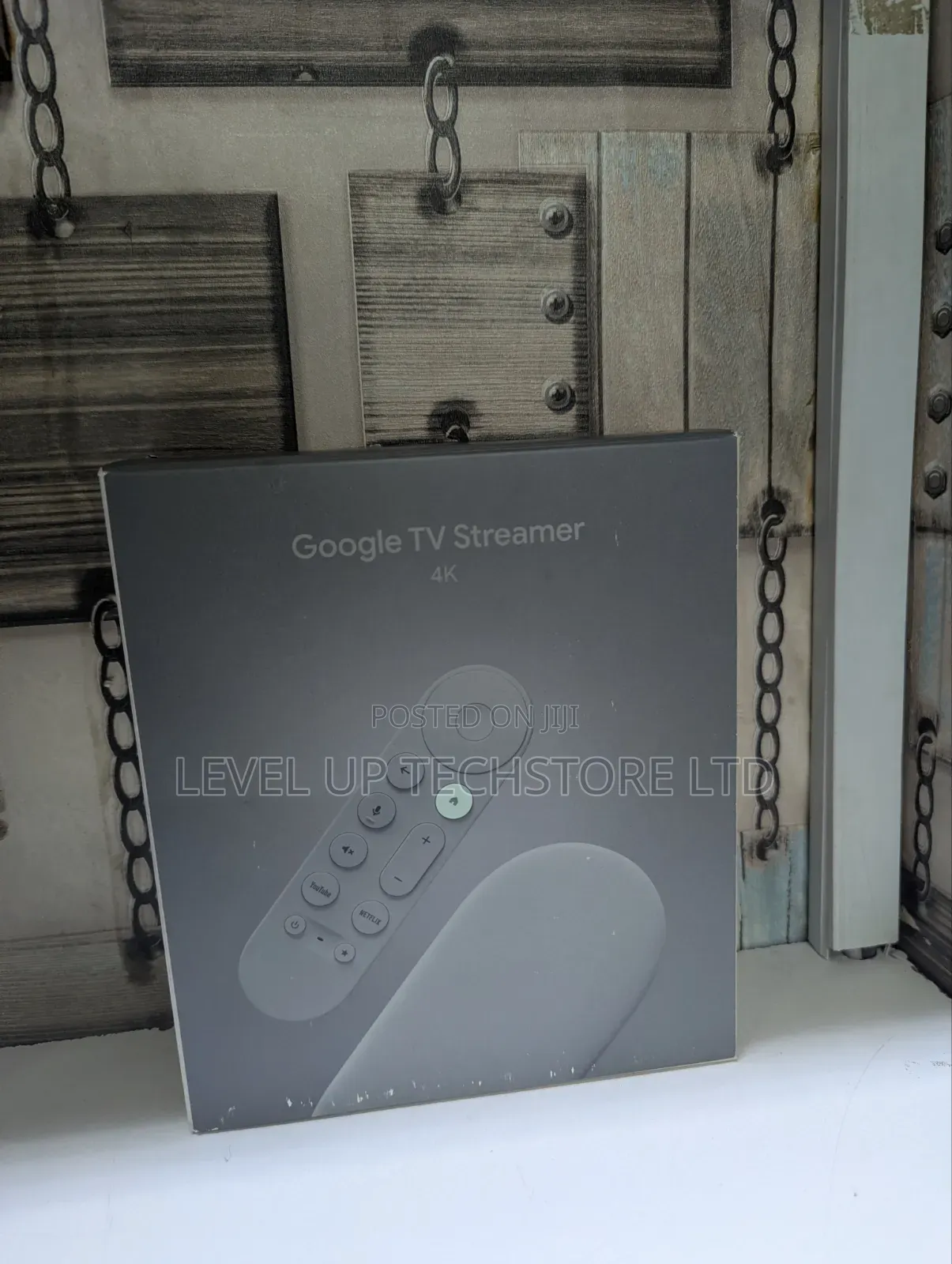 TV Streamer (Google)– 32GB Storage, Voice Remote, Smart Home Hub