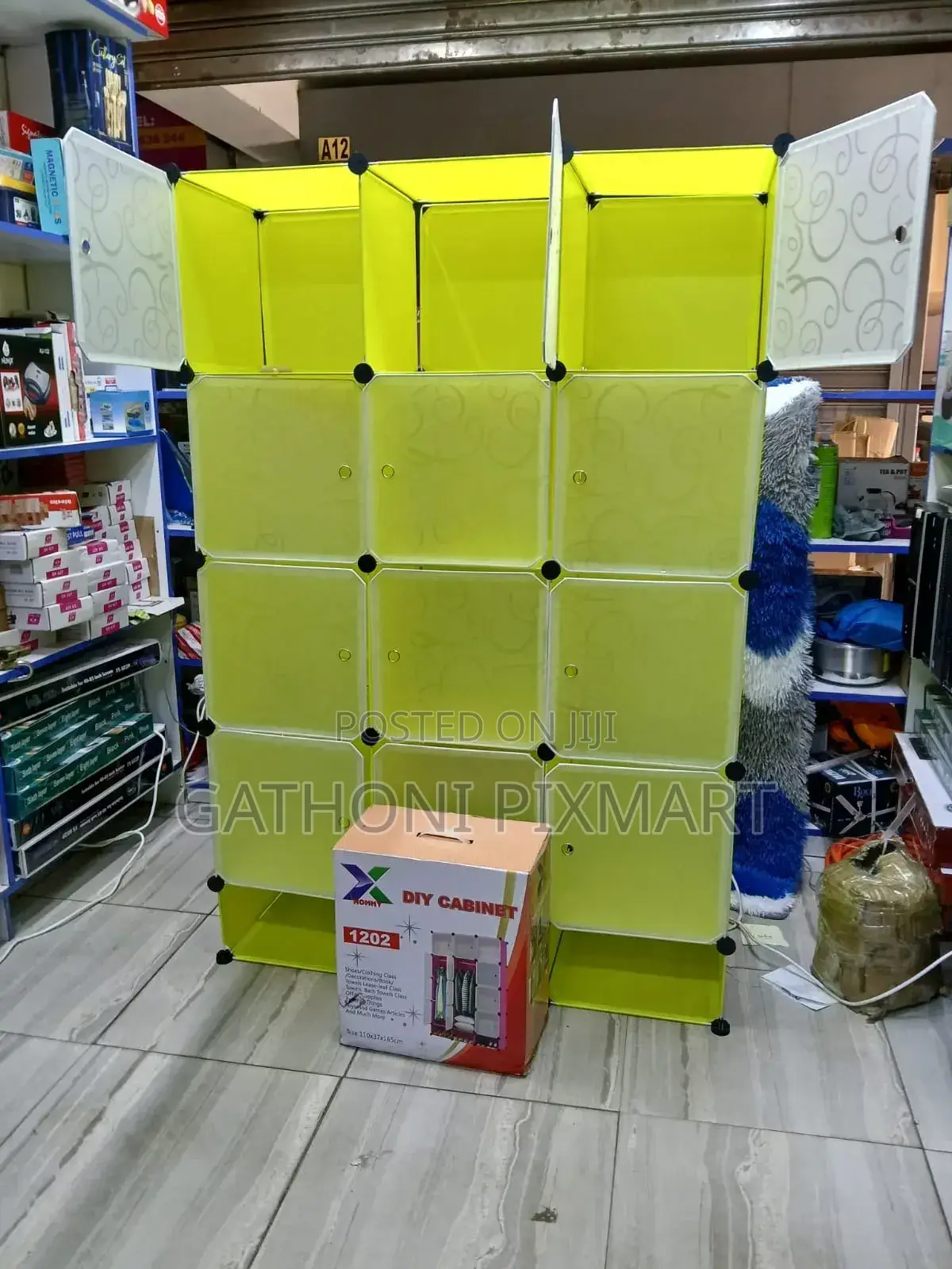 Portble Plastic Wardrobes Available 3 Columns