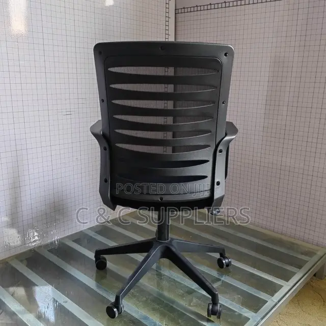 Swivel Strong Mesh Computer Chair.