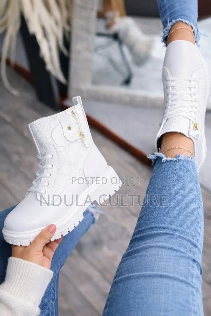 Ladies Ankle Boots