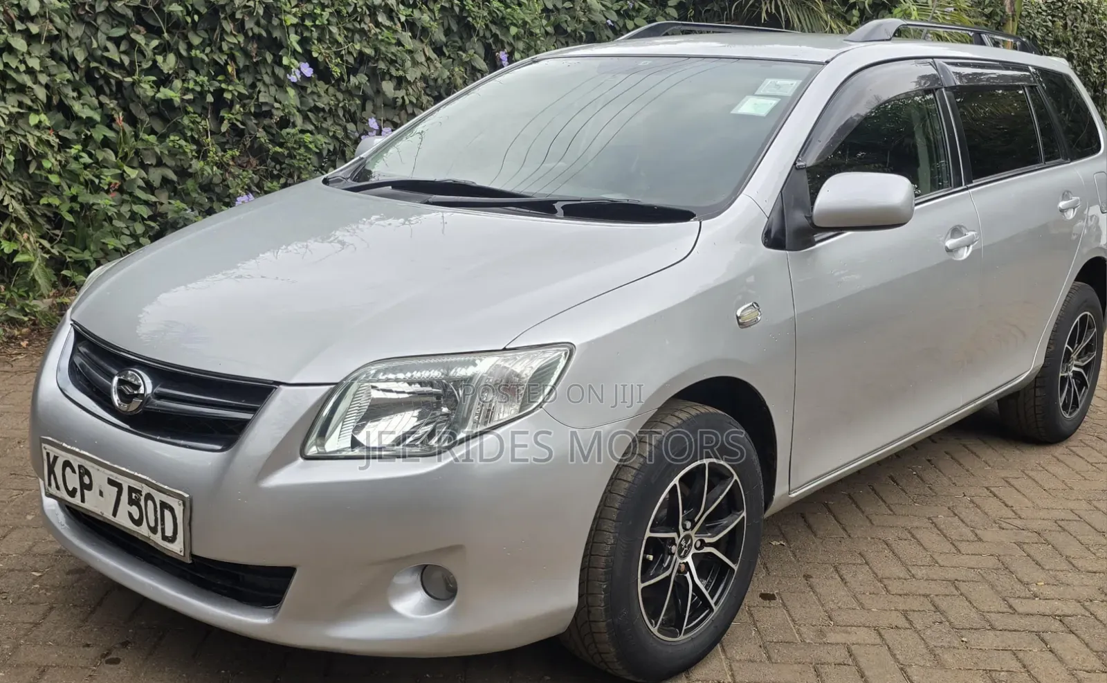 Toyota Corolla Fielder 2010 Gray
