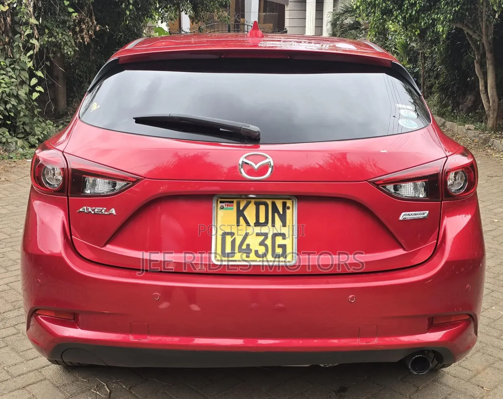 Mazda Axela 2017 Red