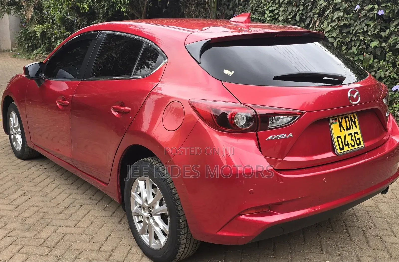 Mazda Axela 2017 Red