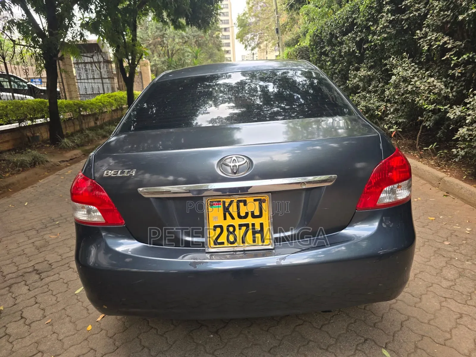 Toyota Belta 2009 Gray
