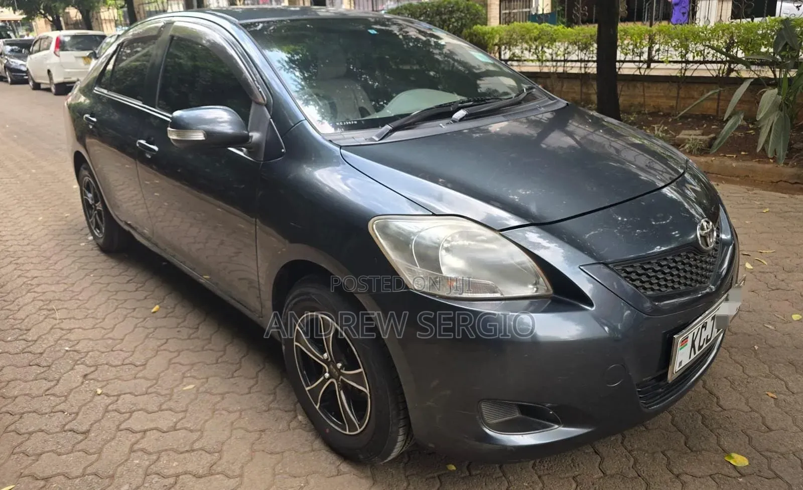 Toyota Belta 2009 Gray