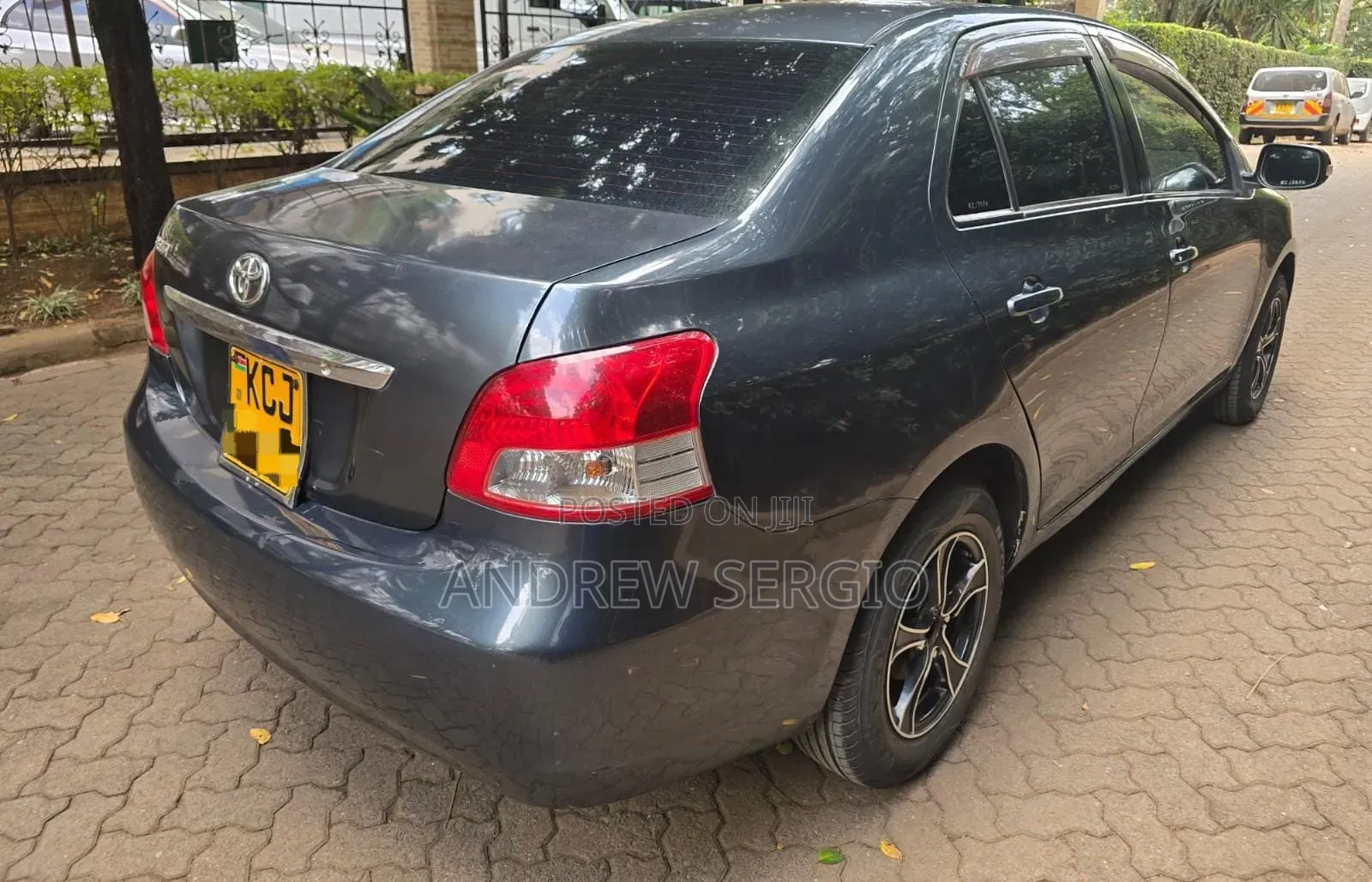 Toyota Belta 2009 Gray