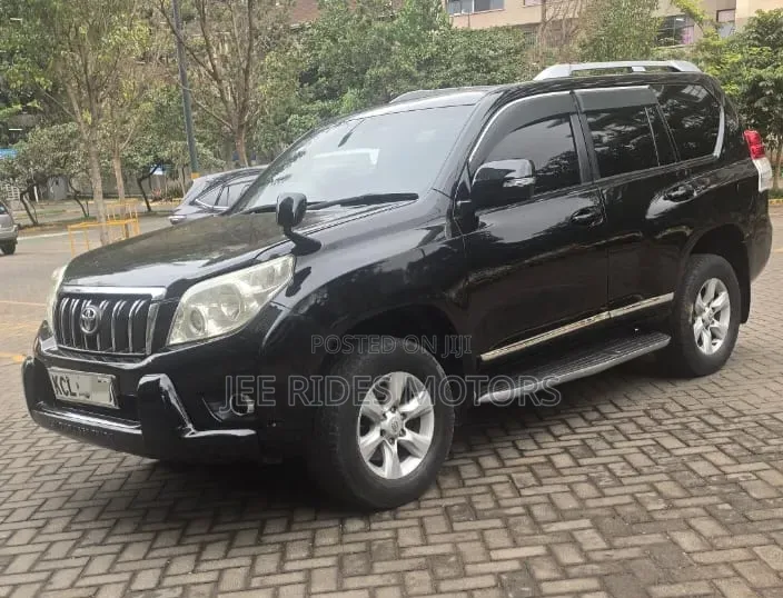 Toyota Land Cruiser Prado 2012 Burgundy
