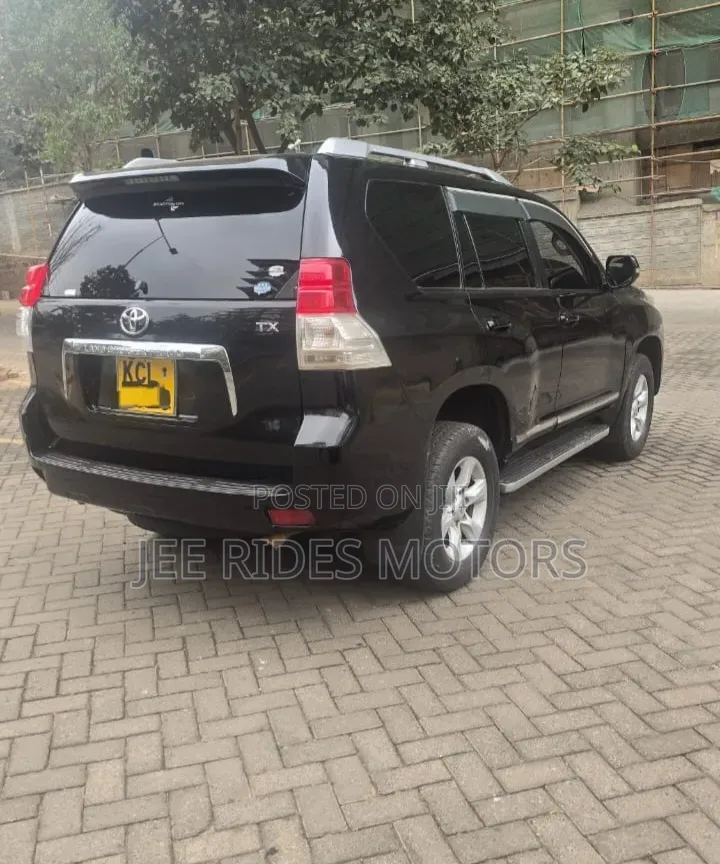 Toyota Land Cruiser Prado 2012 Burgundy