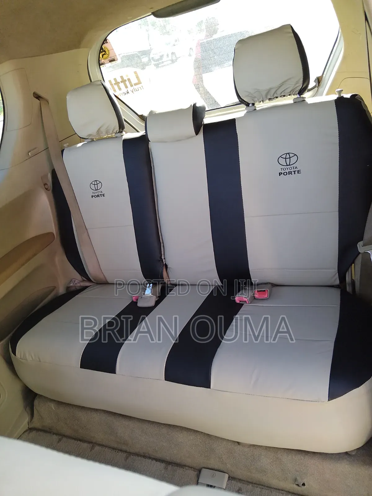 Toyota Porte Seat Covers – Custom Made