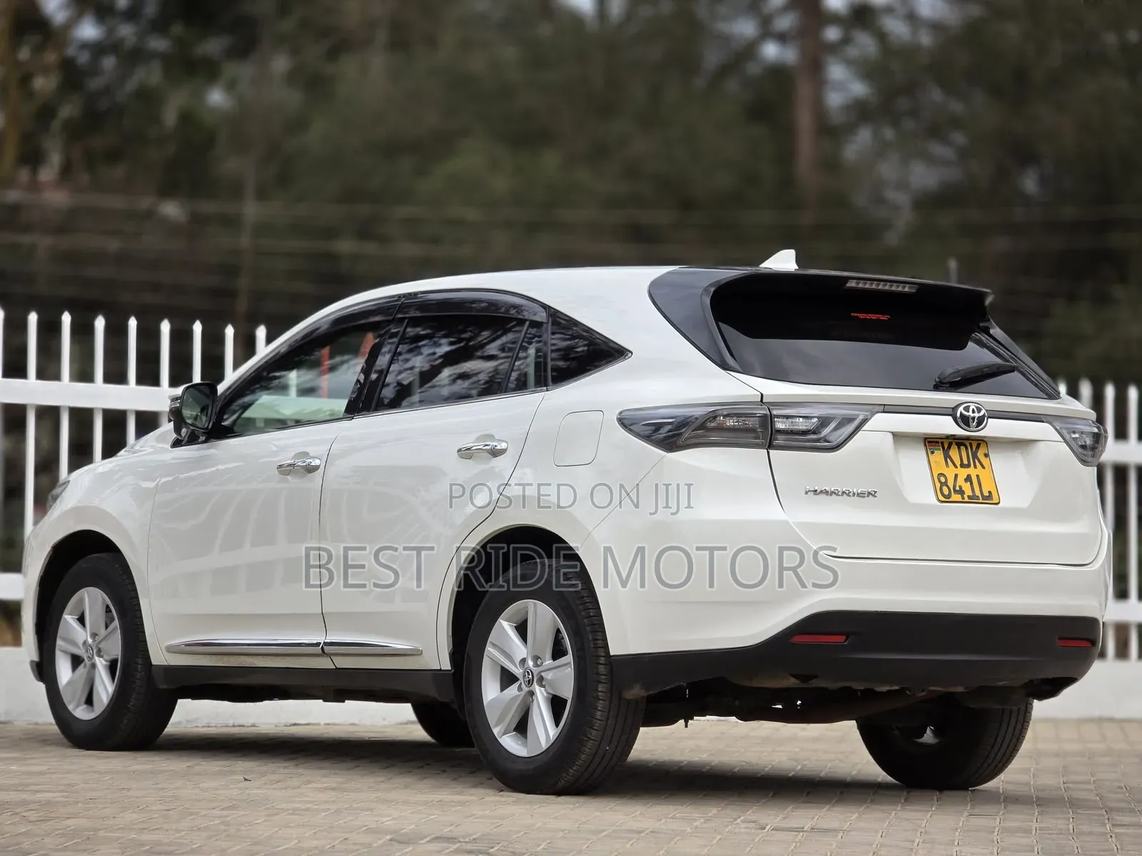 Toyota Harrier 2016 Off white