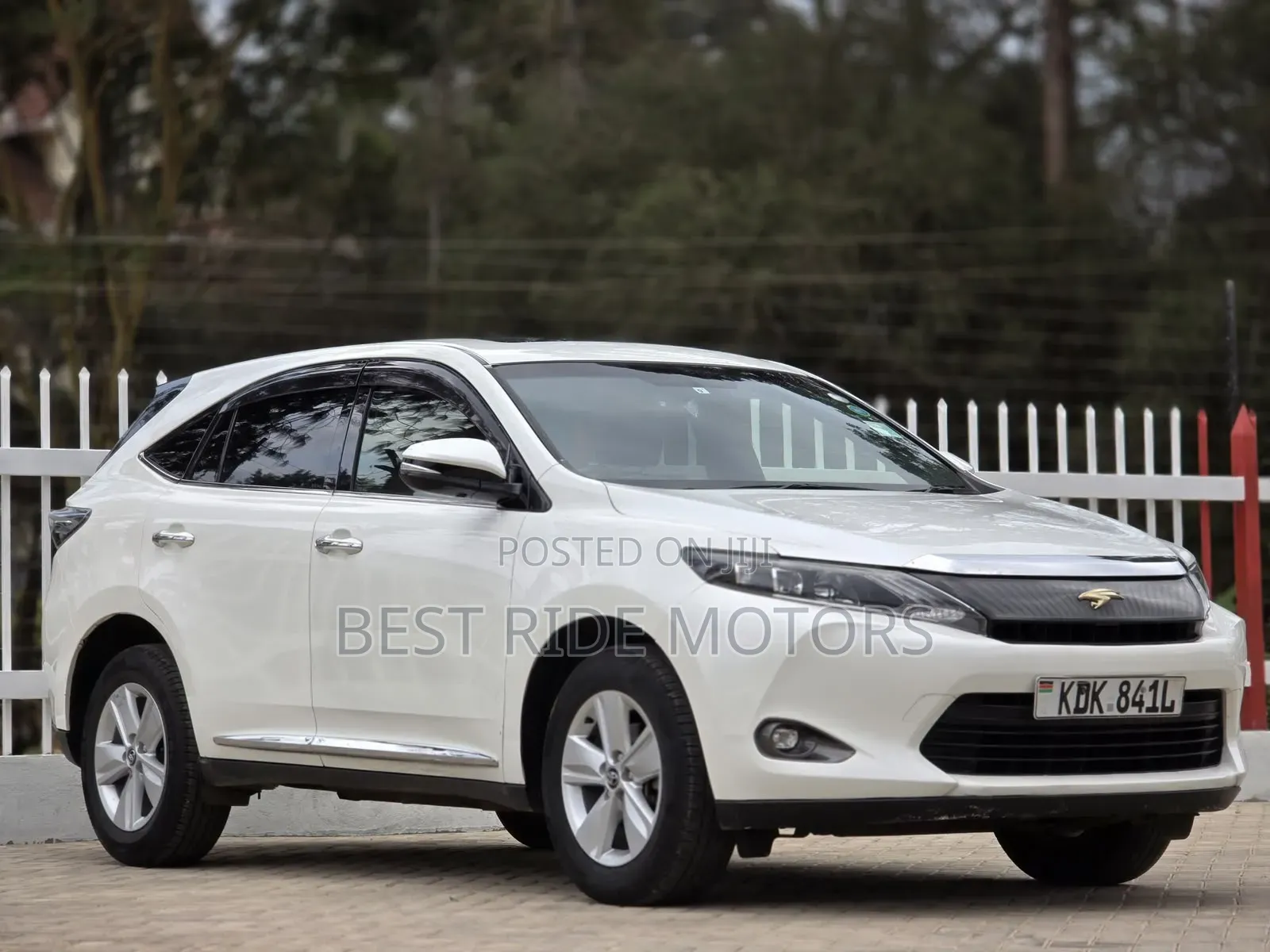Toyota Harrier 2016 Off white
