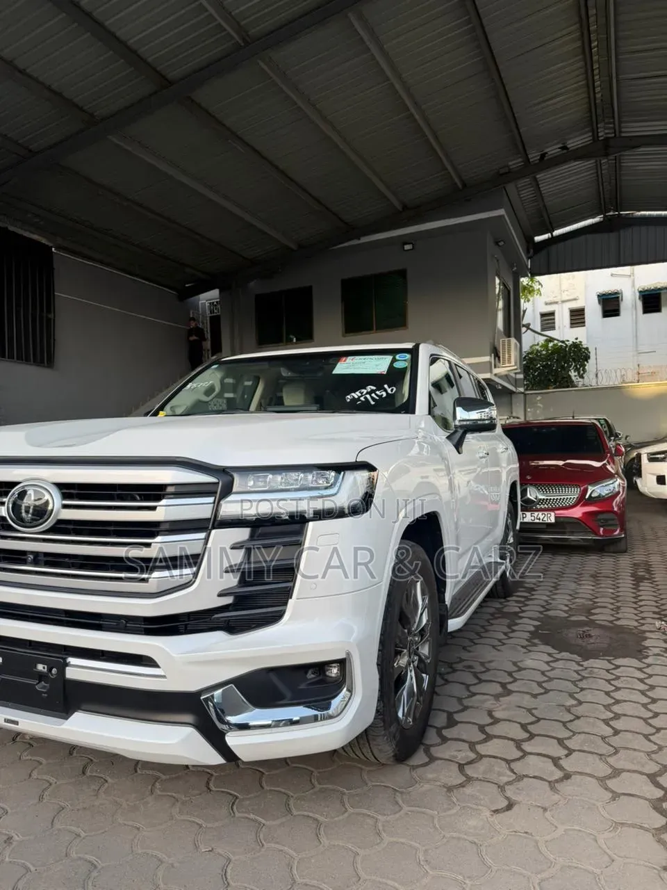 Toyota Land Cruiser 2023 White