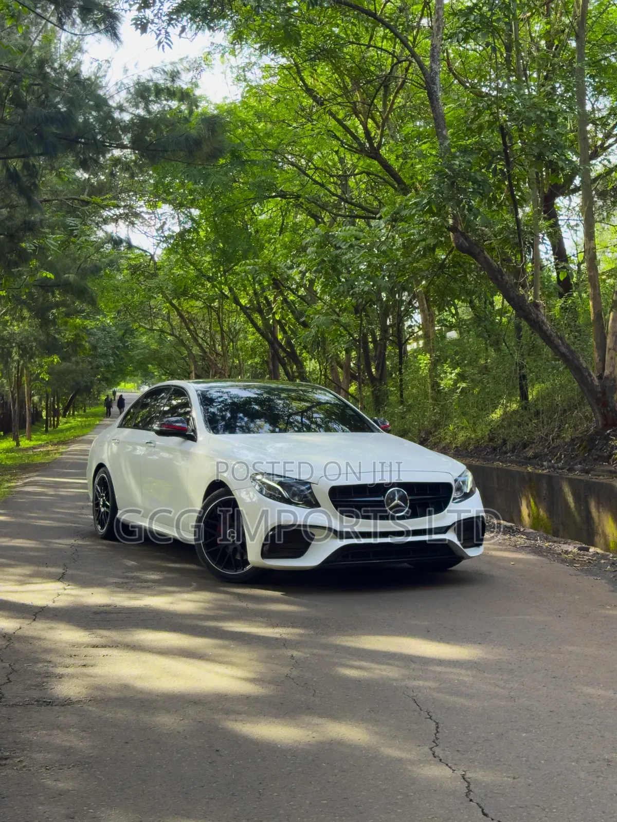 Mercedes-Benz E200 2016 White
