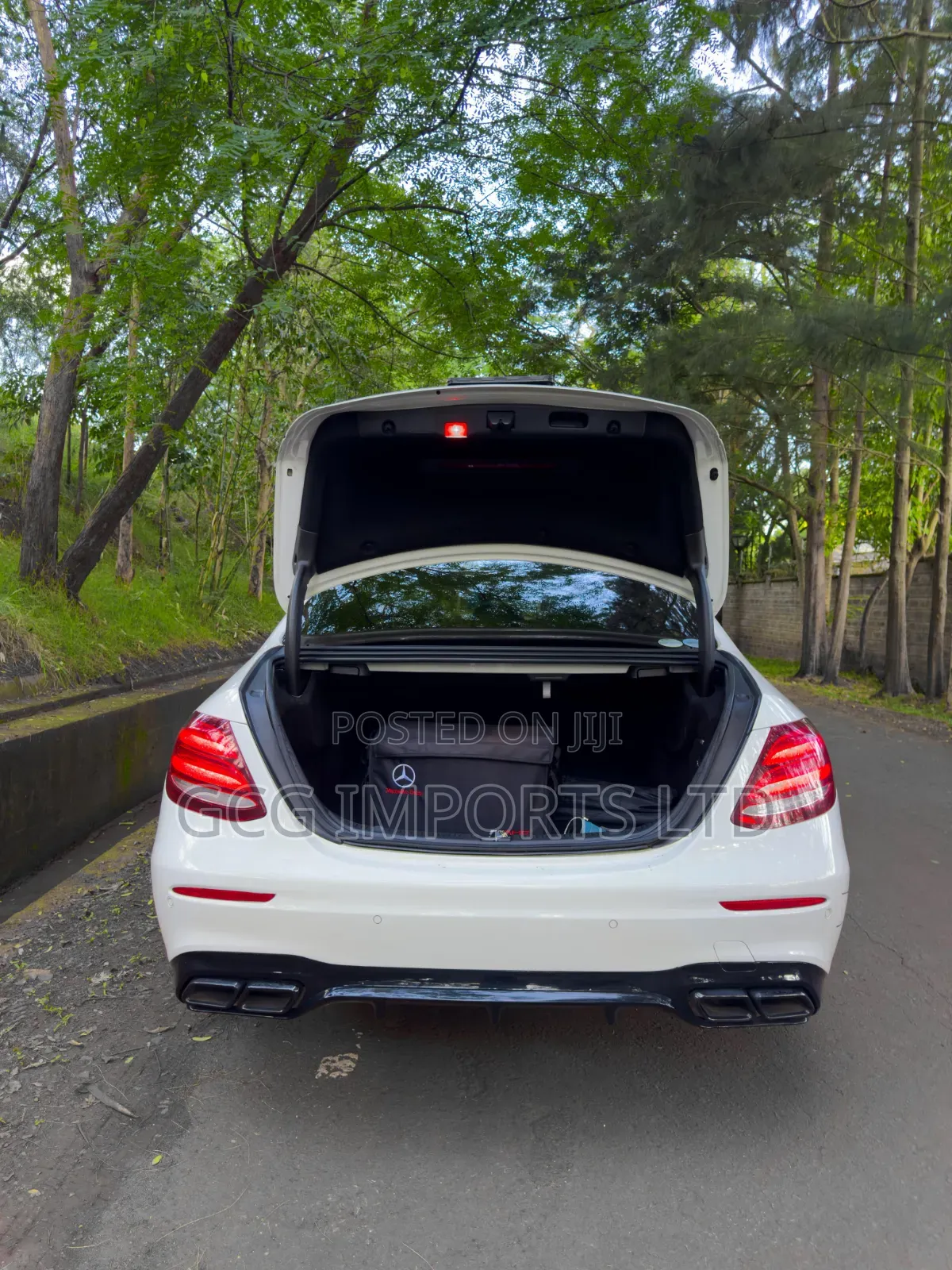 Mercedes-Benz E200 2016 White