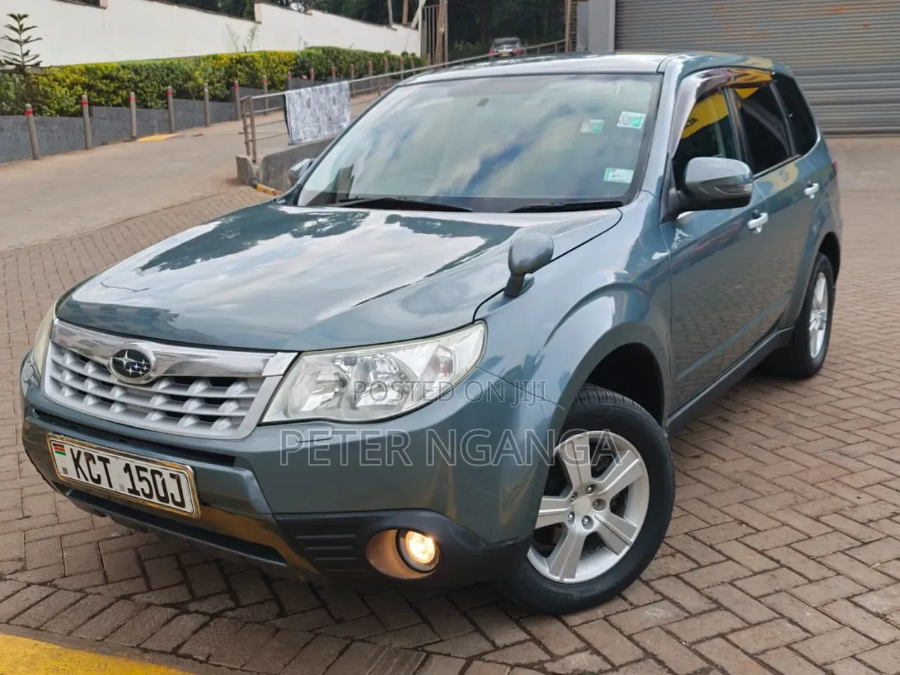 Subaru Forester 2012 Gray