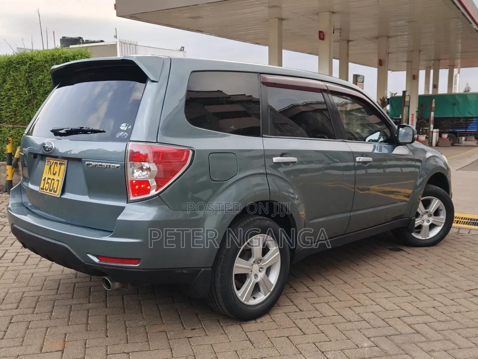 Subaru Forester 2012 Gray
