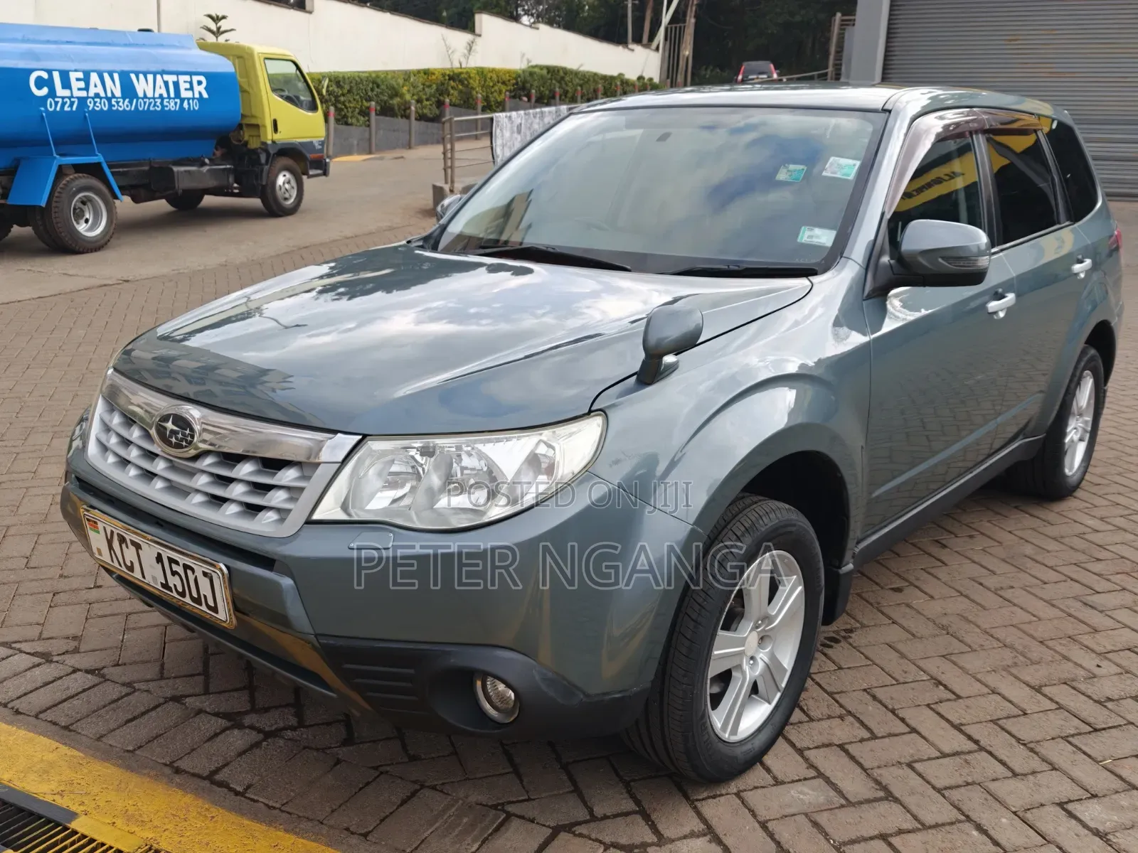 Subaru Forester 2012 Gray