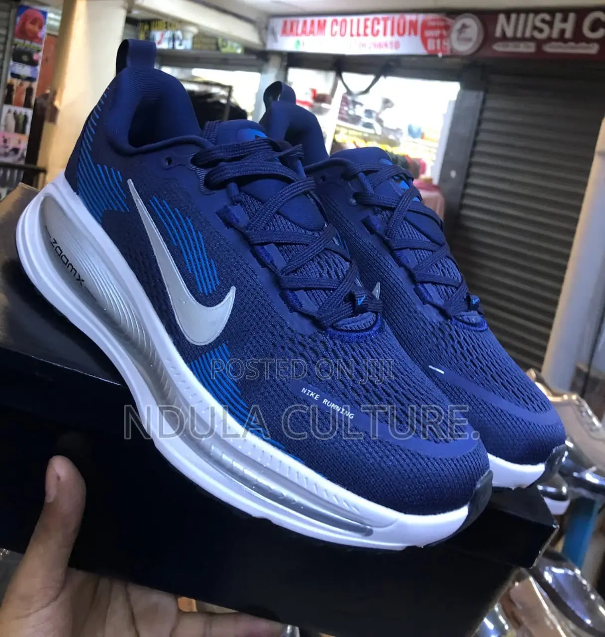 Vomero 18 Zoomx Runners
