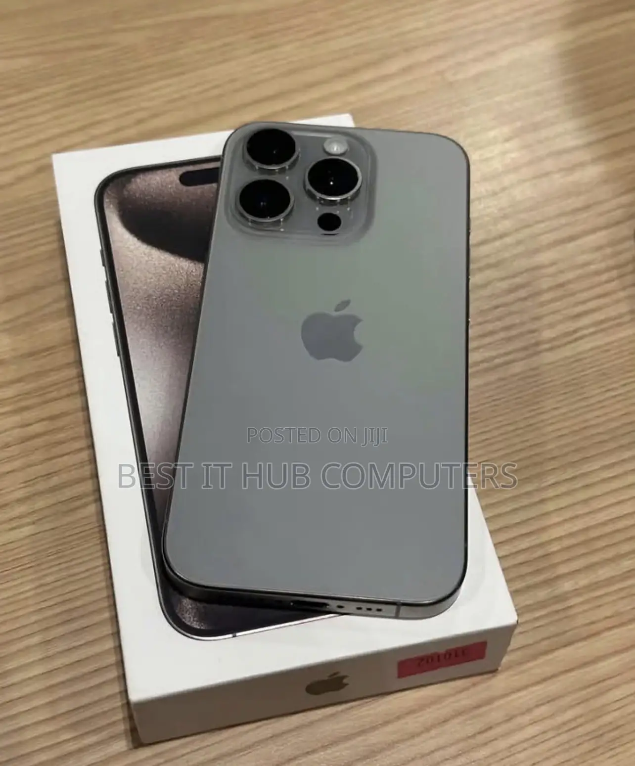 Apple iPhone 15 Pro Max 256 GB Gold
