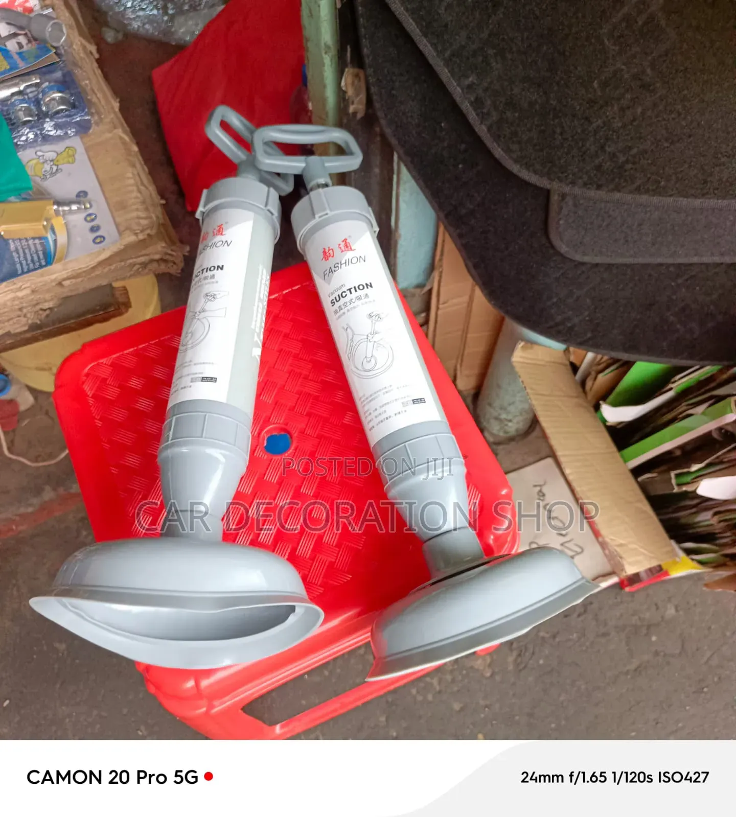 Rubber Plungers for Clearing Stubborn Clogs in Household