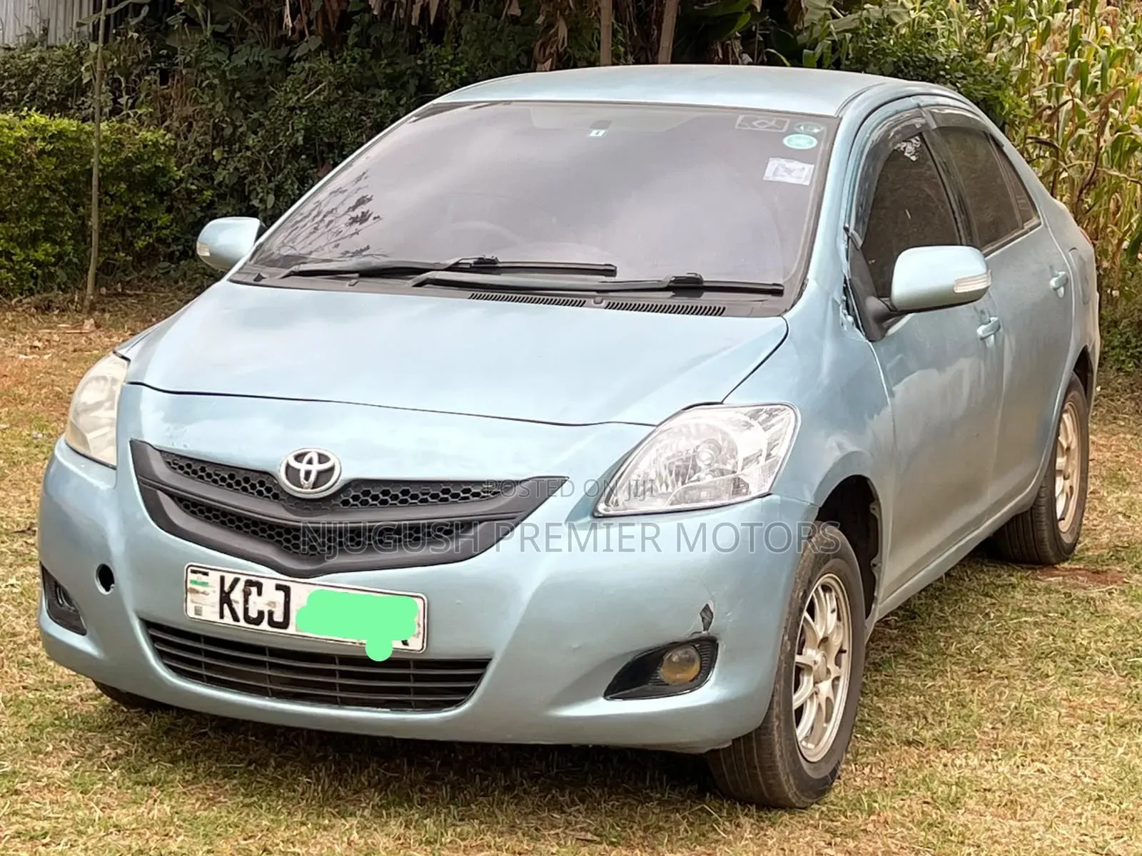 Toyota Belta 2009 Blue