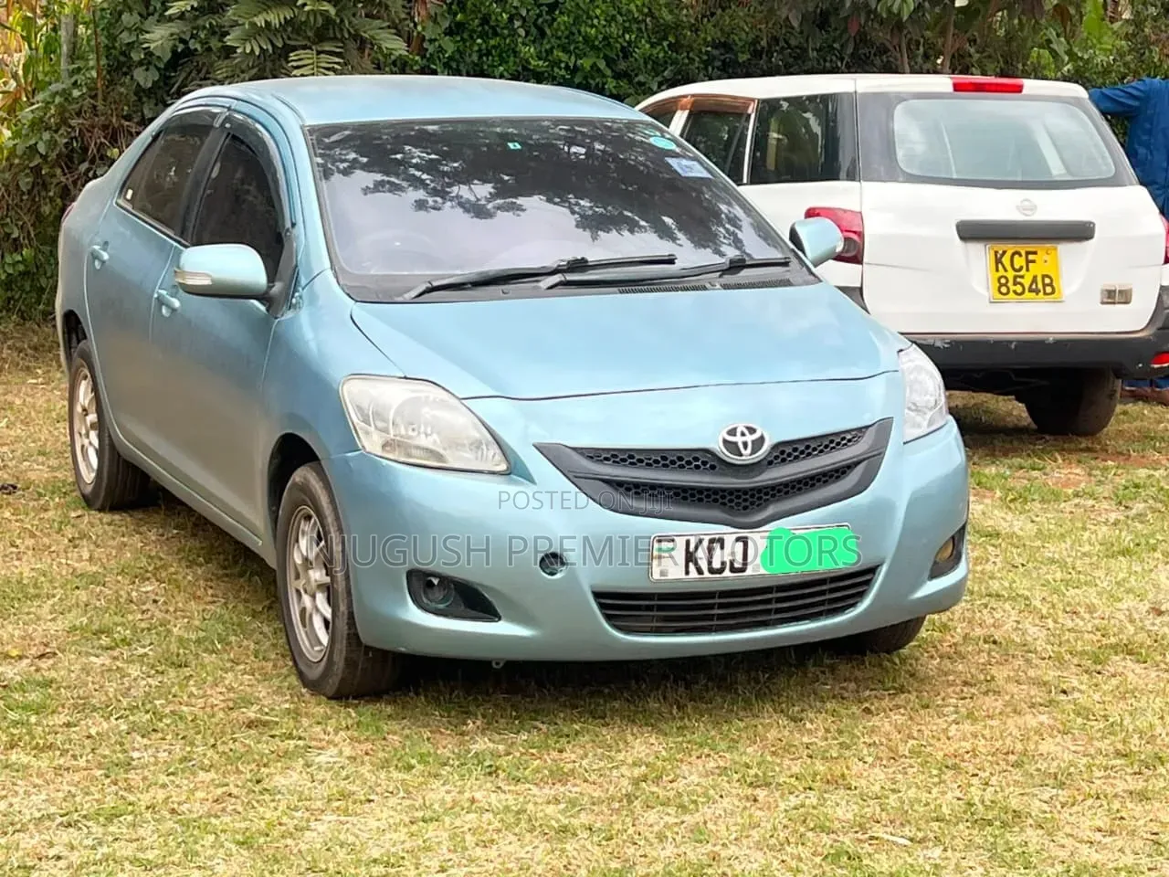 Toyota Belta 2009 Blue