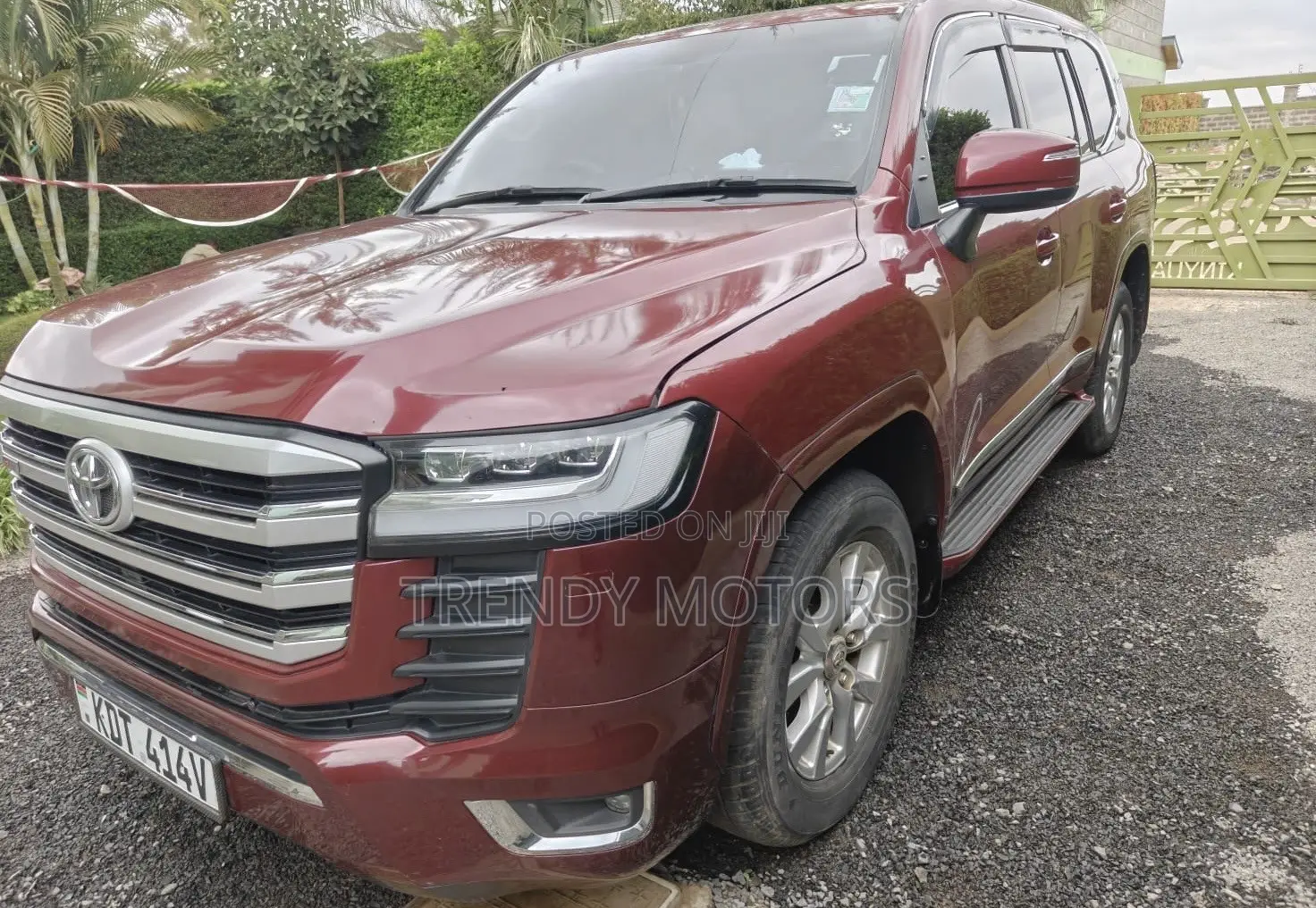 Toyota Land Cruiser 2014 Red