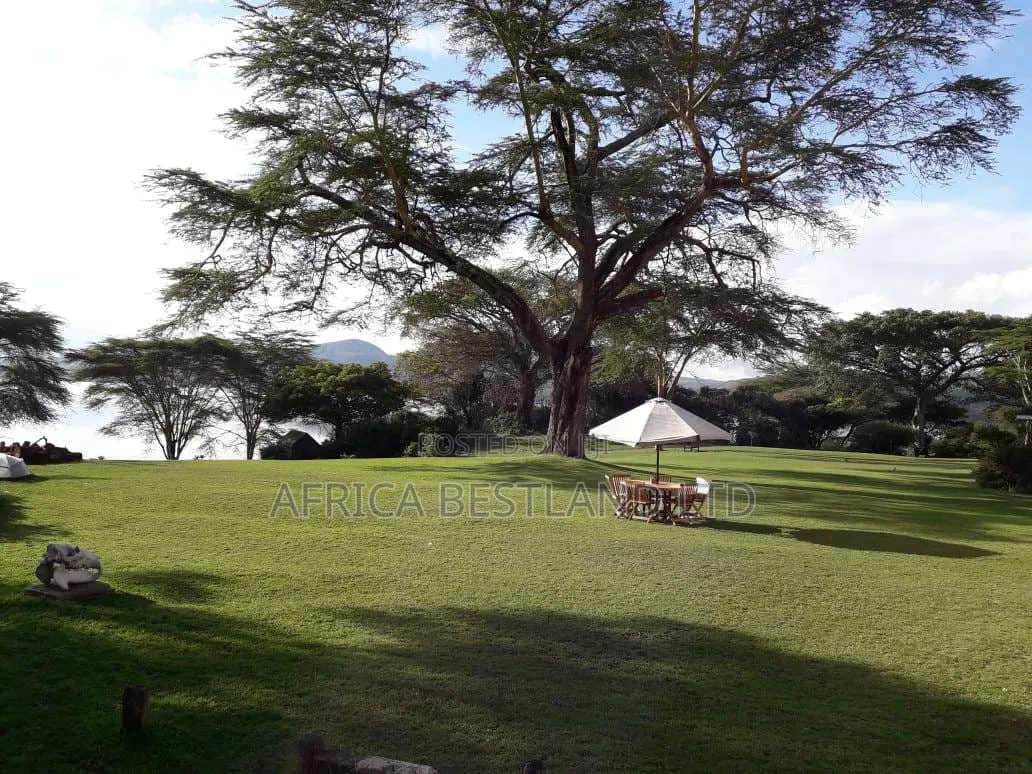 HOTEL 1,200 ACRES Available For