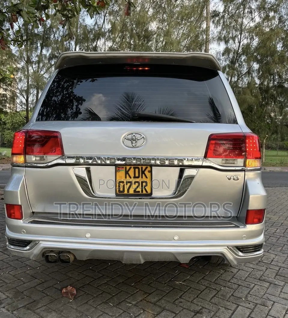 Toyota Land Cruiser 2008 Silver