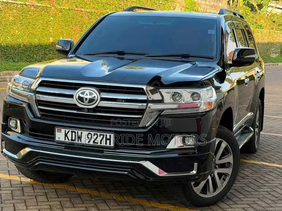 Toyota Land Cruiser 4.6 V8 ZX 2010 Black
