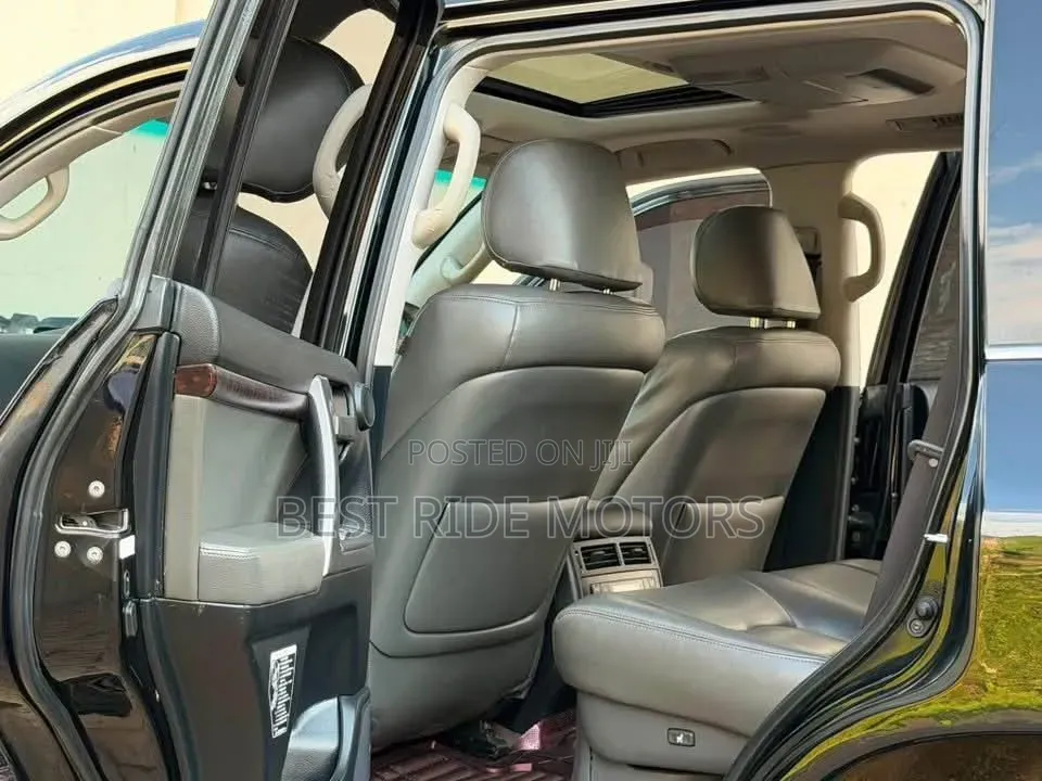 Toyota Land Cruiser 4.6 V8 ZX 2010 Black
