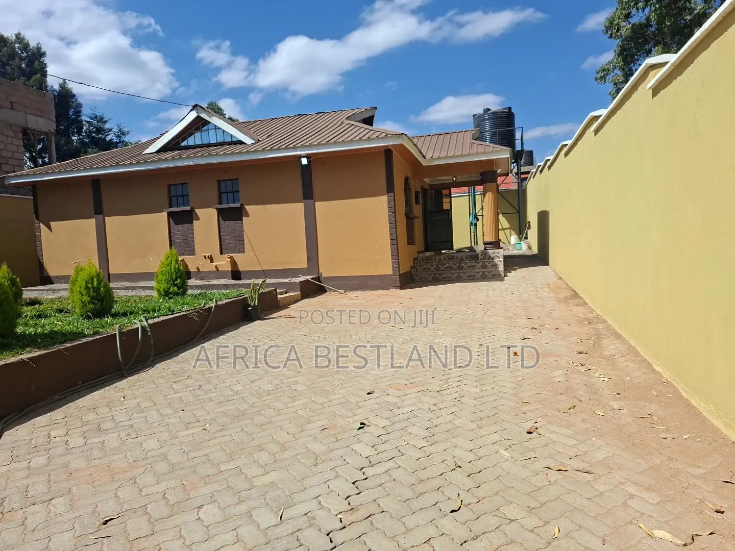 3bdrm Bungalow in Runana, Karai for sale