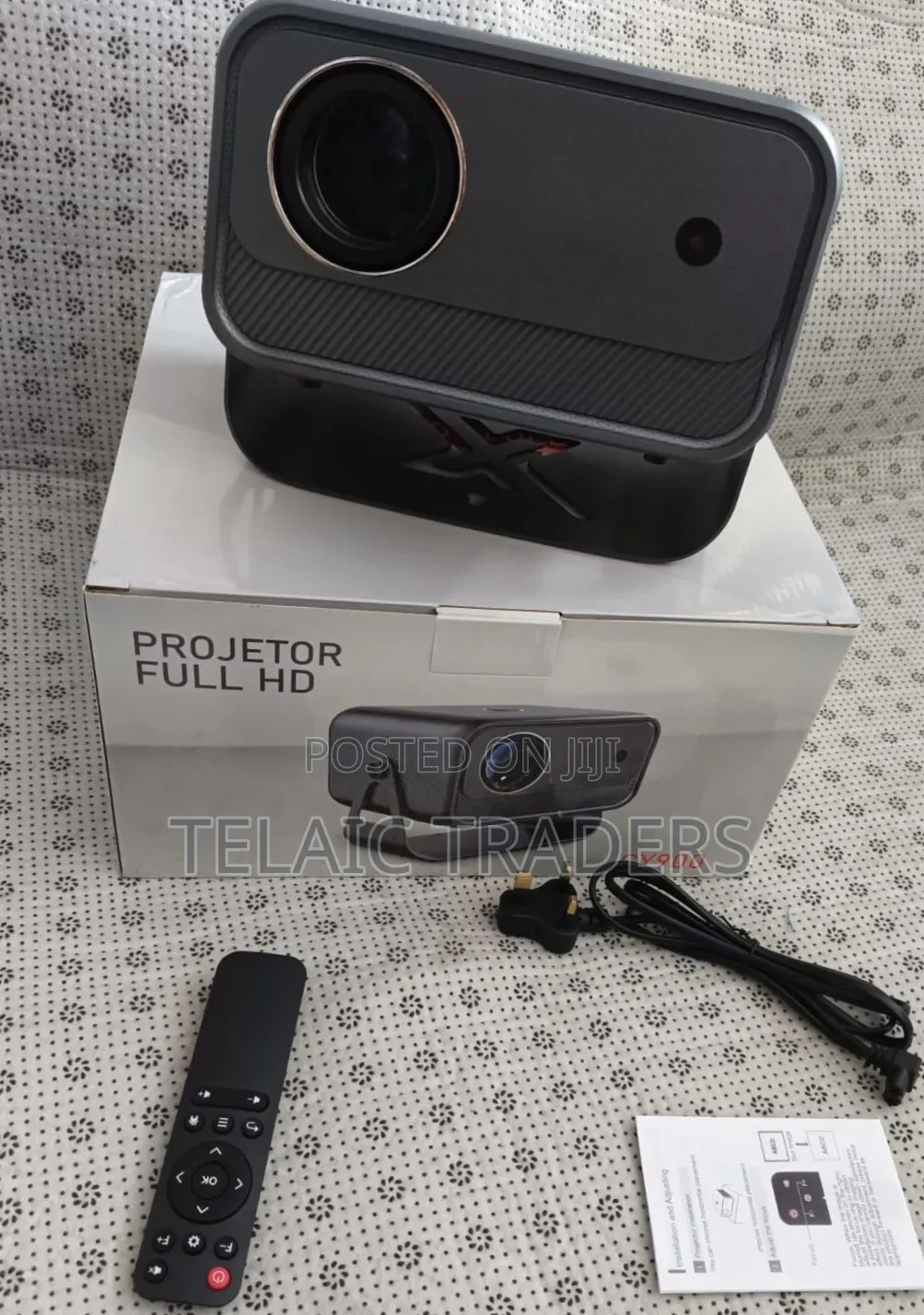 CY 900 Projector
