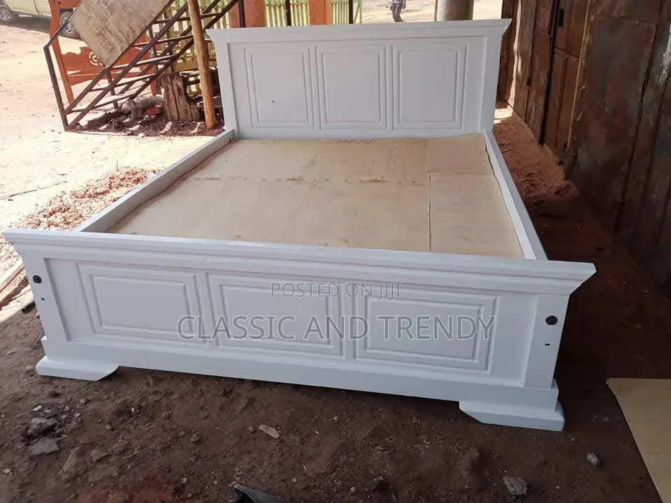 5x6 White Paneled Bed