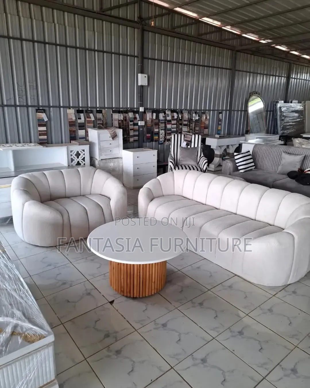 White Bubble Sofa Set (3 + 2 Seater) in Syokimau/Nairobi