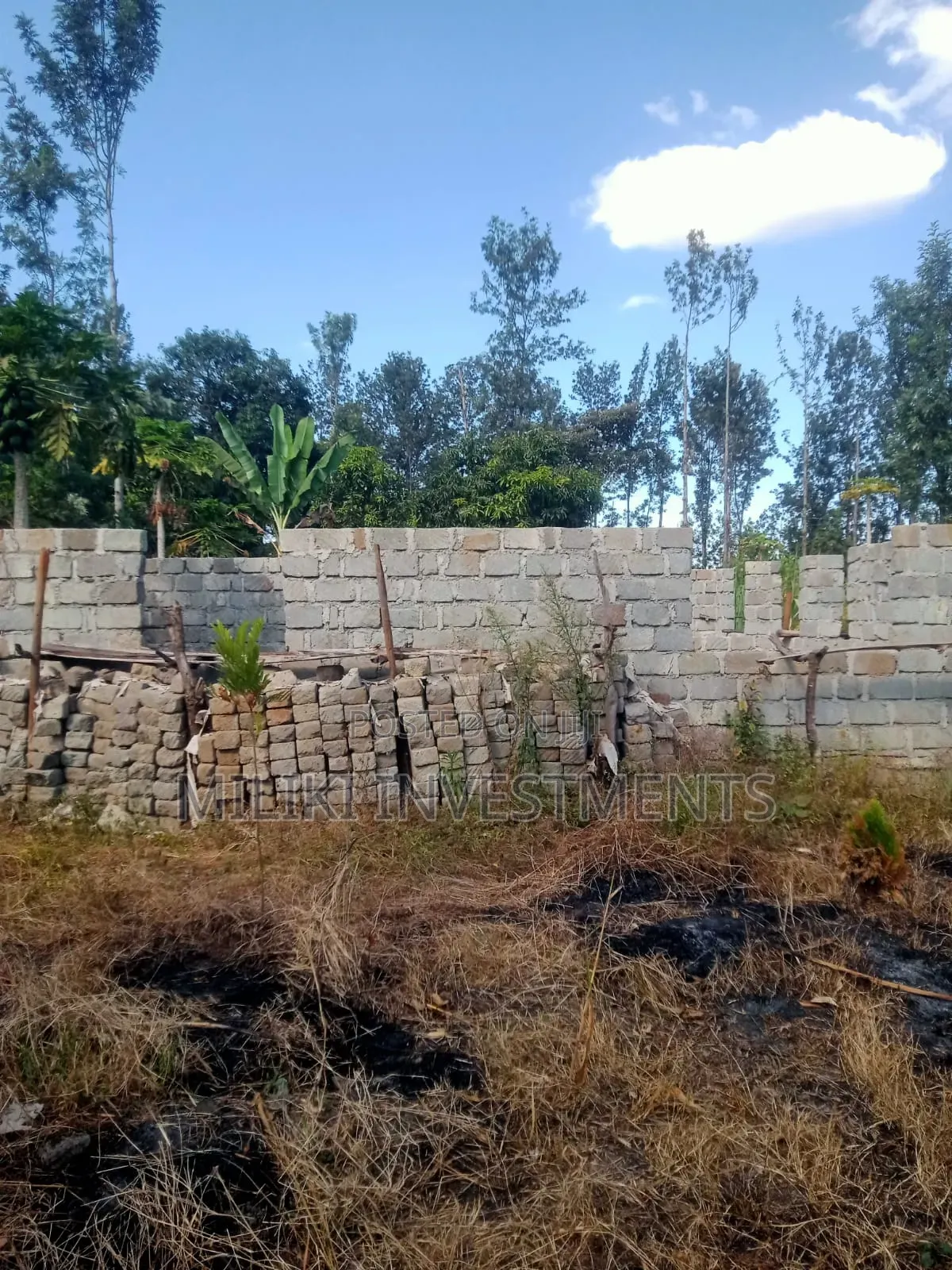 50 by 100 Plot at Sabasaba on Sale+A House