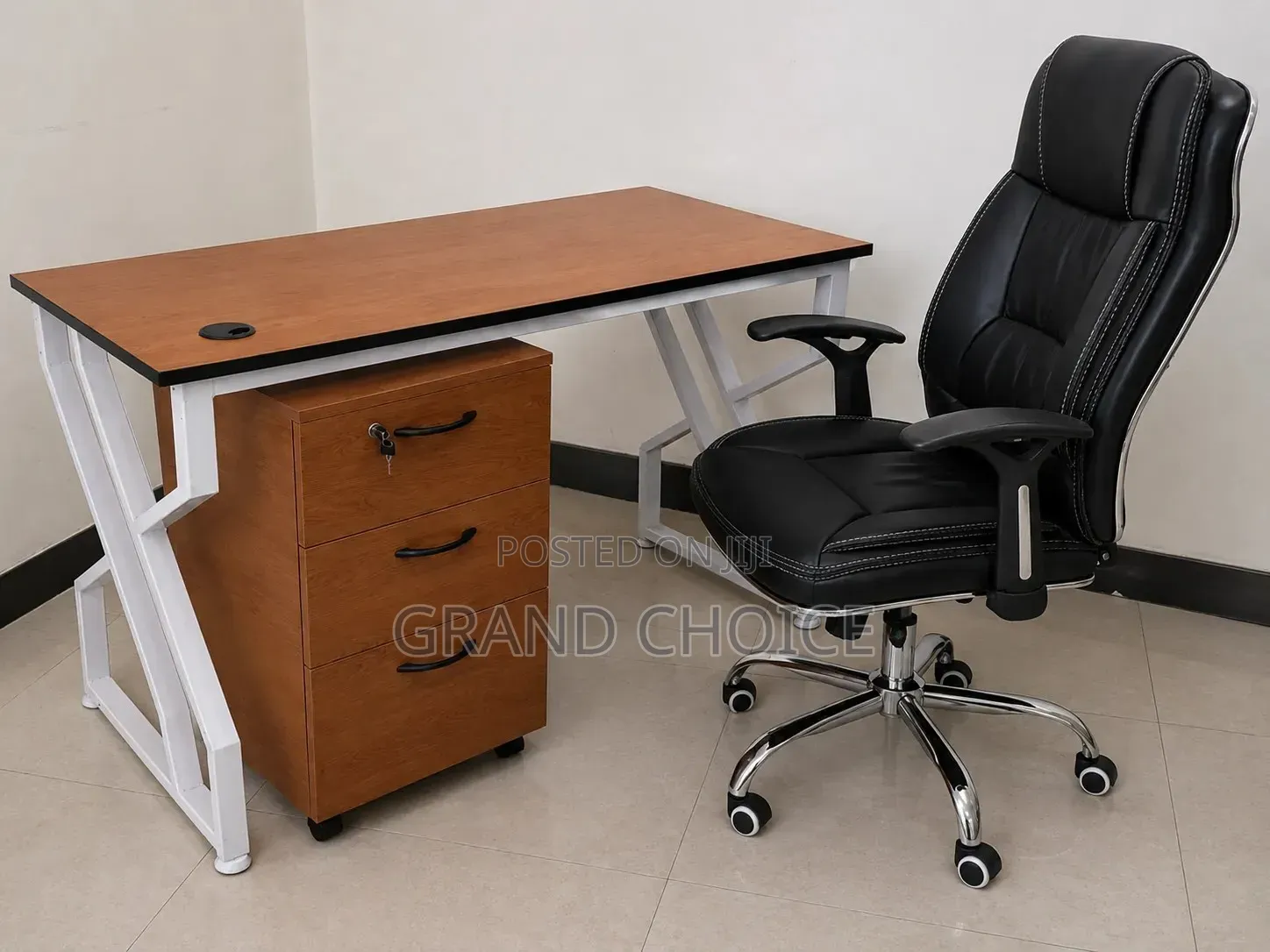 Executive Office Desk With 3-Drawer Cabinet Leather Office Chair