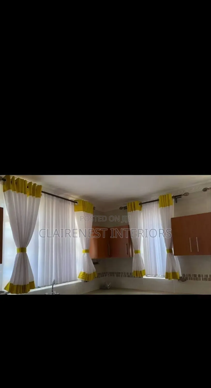 Make Compact Homes Feel Luxurious With Classy Kitchen Curtain Set