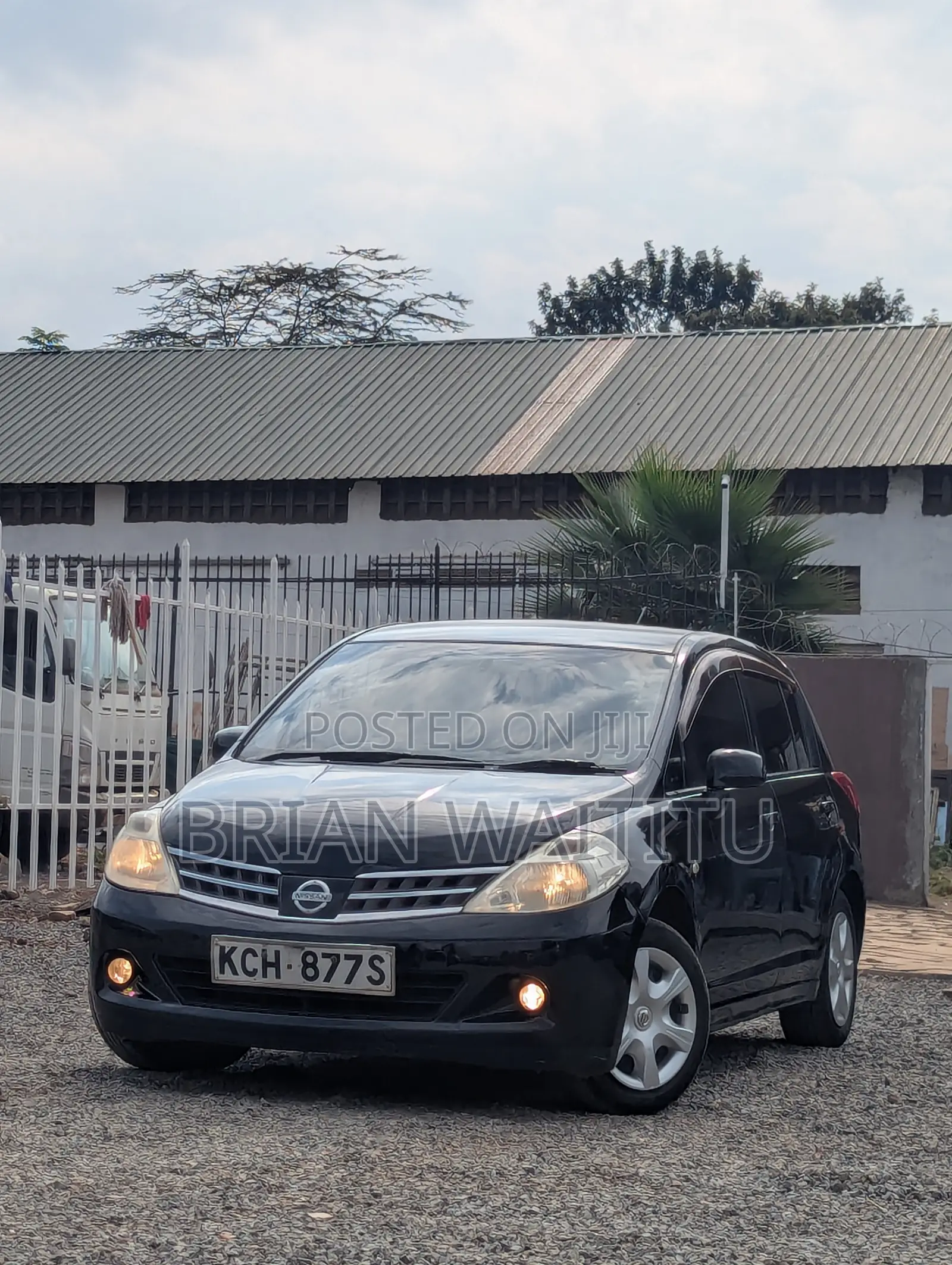 Nissan Tiida 2009 Black