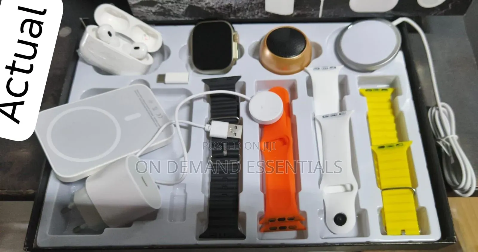HR93 13in1 Smart Watch Set