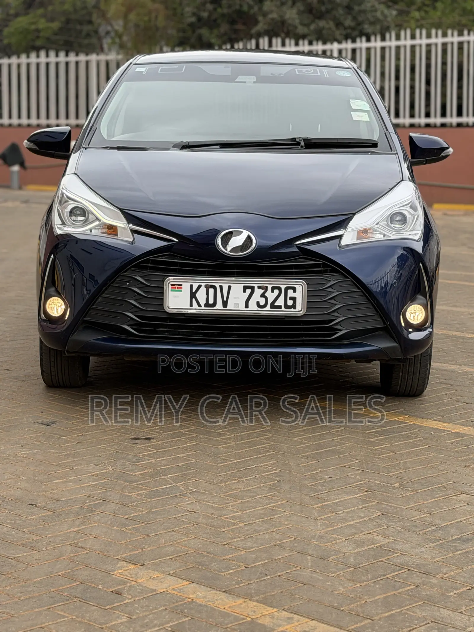 Toyota Vitz 2019 Blue