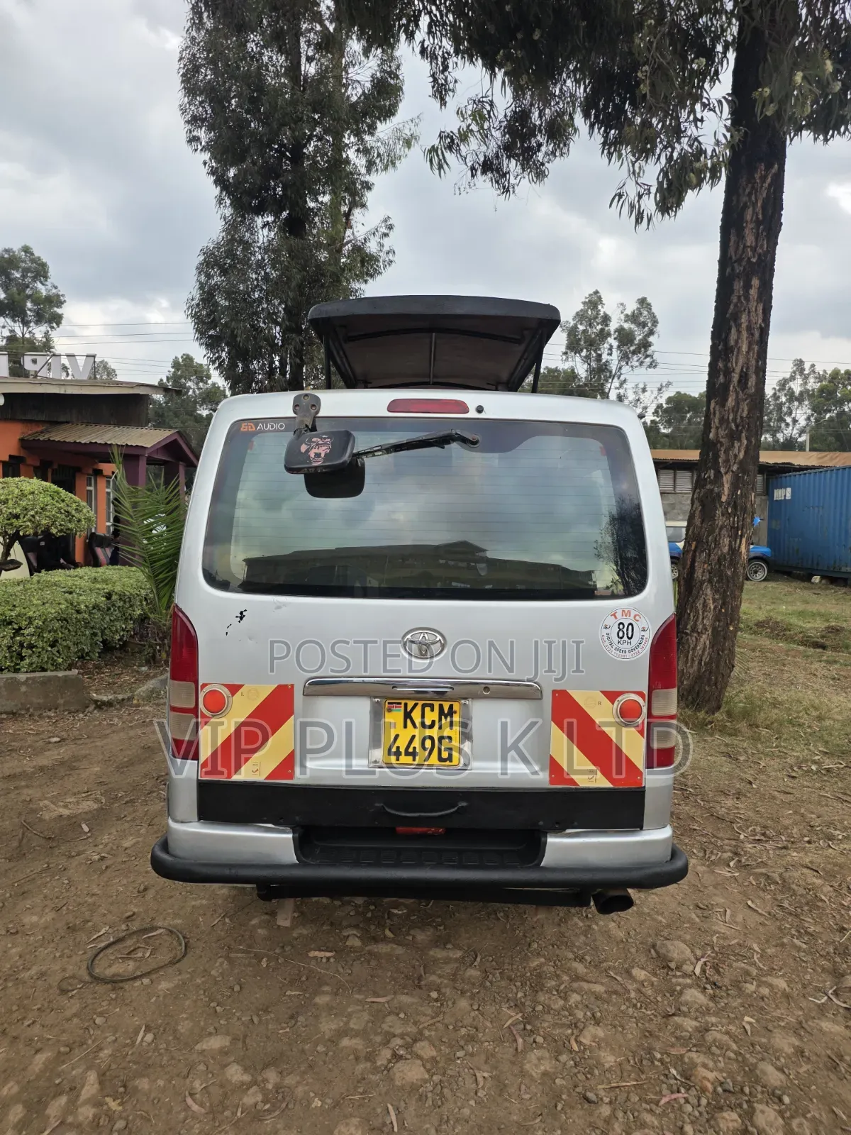 Toyota HiAce 2010 Silver
