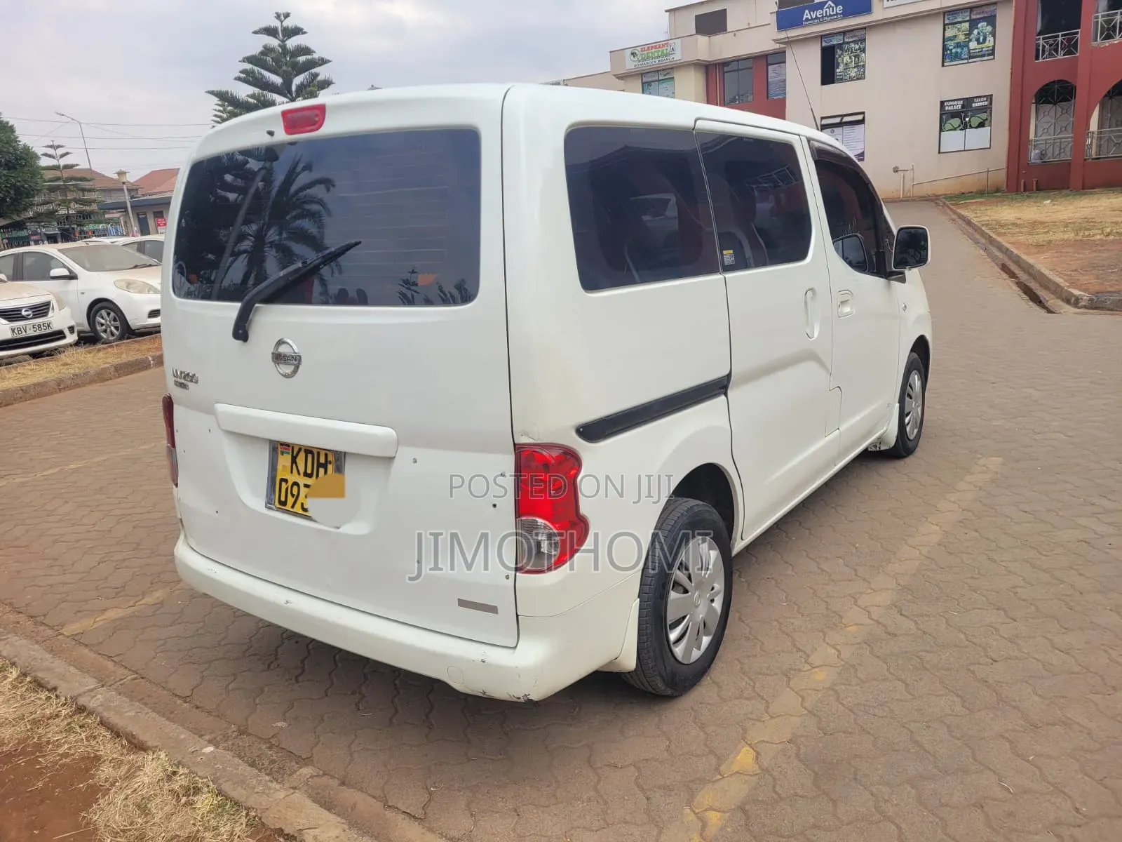 Nissan NV200 2015 White