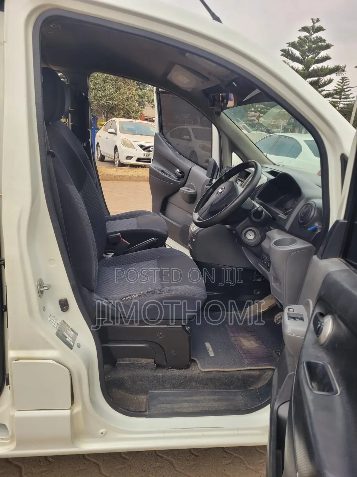 Nissan NV200 2015 White
