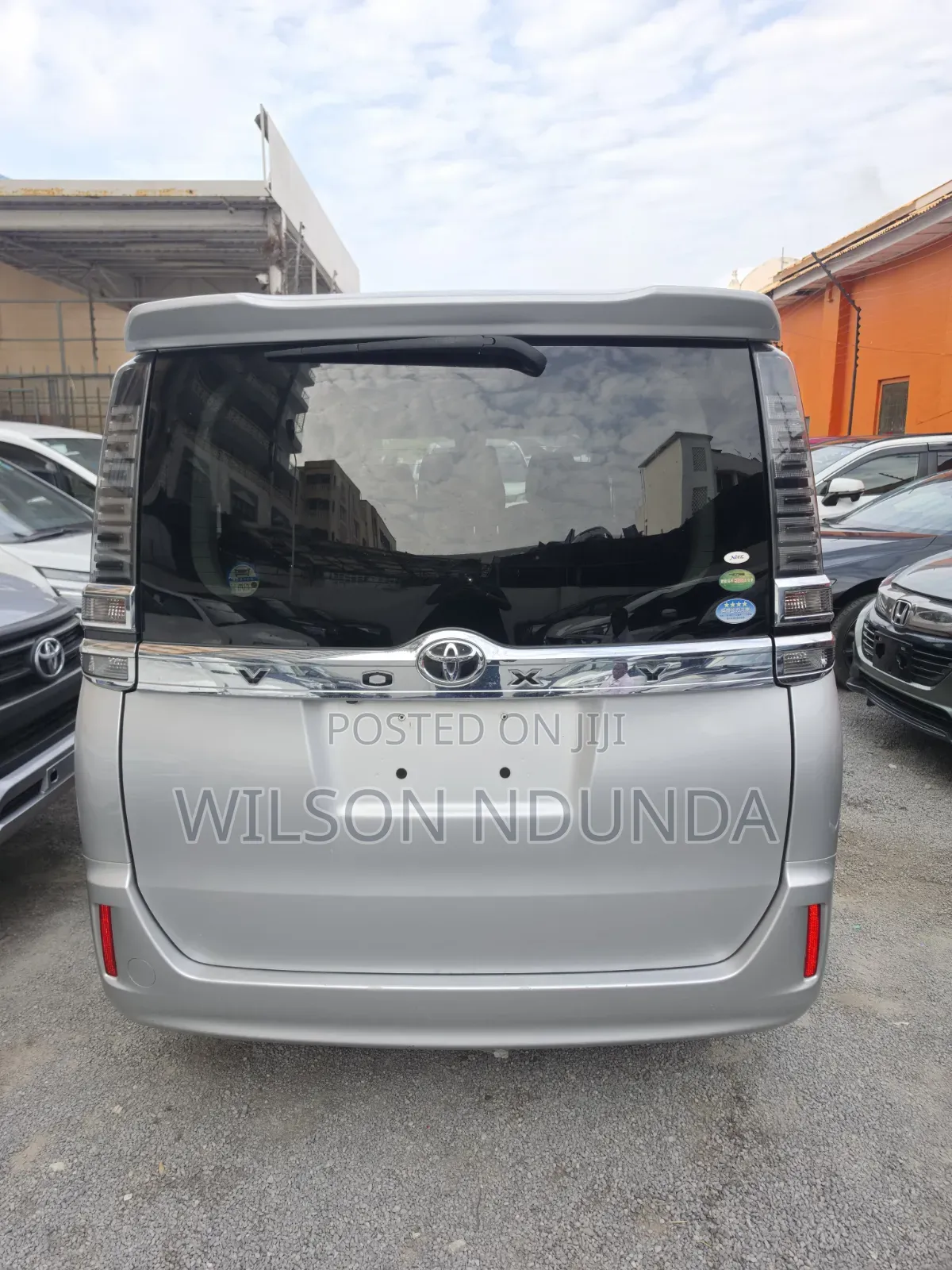 Toyota Voxy 2019 Silver