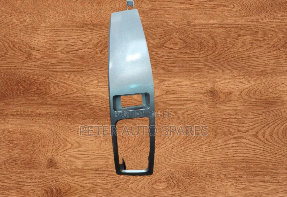 Prado 120 Vent Cover