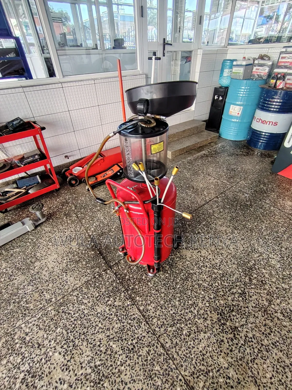 Excellent Working Conditions Heavy Duty Car Oil Drainer Sunshine Italy